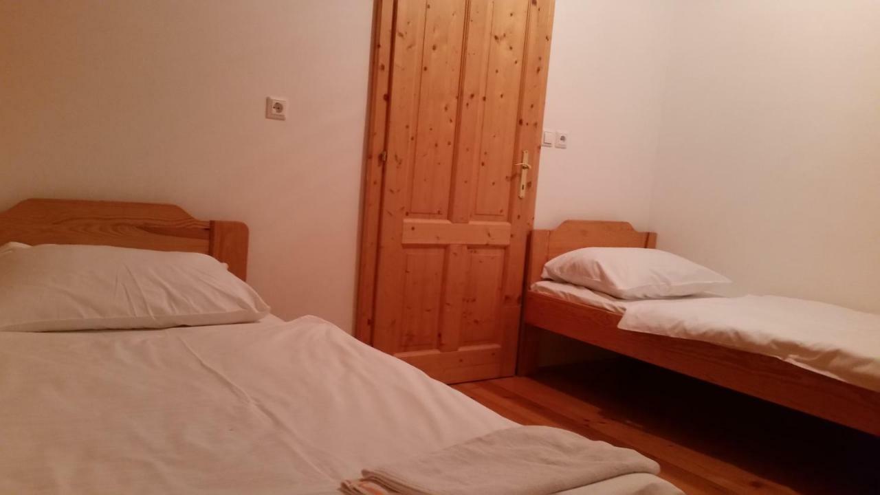 Turizem Pavlin Apartments Senturska Gora Екстериор снимка